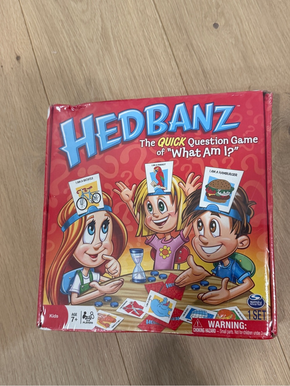 Spin Master Hedbanz Family Guessing Game New